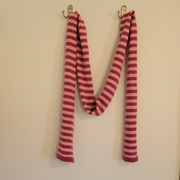 Vintage Long Pink Striped Scarf. - Picture 2 of 2